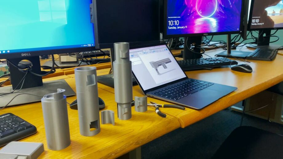 3D printed models of an assistive car entry support.