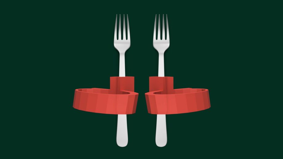 A mirrored 3D model of an assistive fork holder, which utilises a cuff.