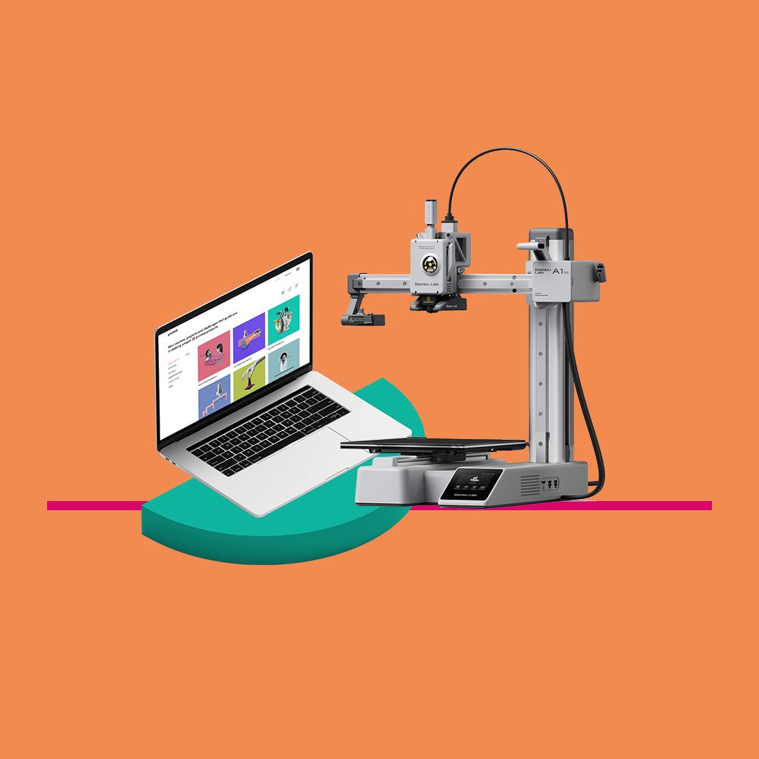 Bambu Lab A1 Mini 3D printer beside a laptop displaying the PrintLab 3D printing curriculum.